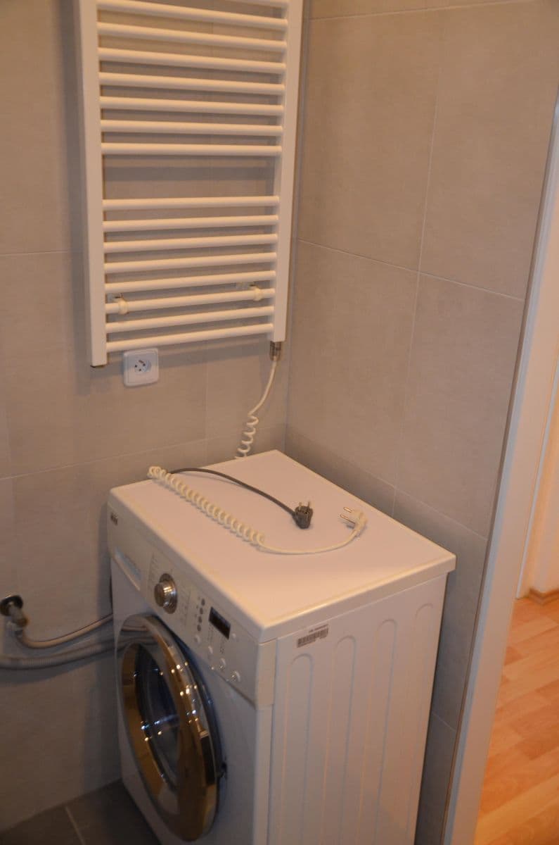 Pronájem bytu 1+kk 34 m², V Újezdech, Brno, Jihomoravský kraj Pronájem bytu 1+kk 34 m², V Újezdech, Brno, Jihomoravský kraj