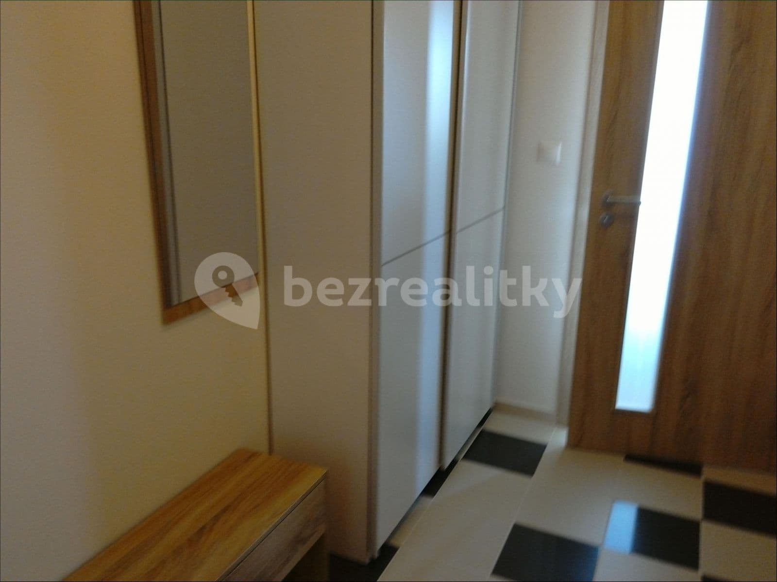 Pronájem bytu 1+kk 36 m², gen. Píky, Olomouc, Olomoucký kraj Pronájem bytu 1+kk 36 m², gen. Píky, Olomouc, Olomoucký kraj