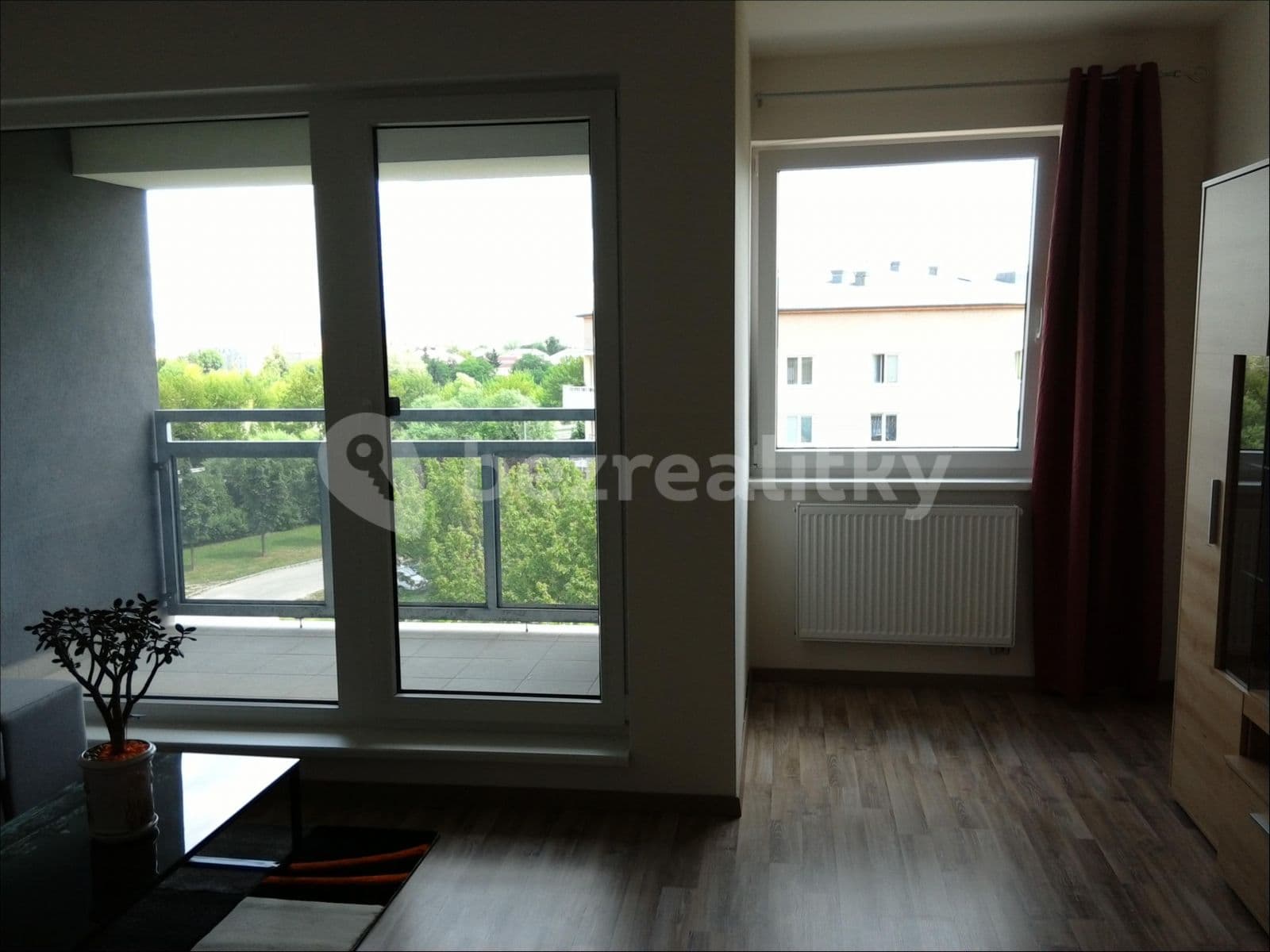 Pronájem bytu 1+kk 36 m², gen. Píky, Olomouc, Olomoucký kraj Pronájem bytu 1+kk 36 m², gen. Píky, Olomouc, Olomoucký kraj