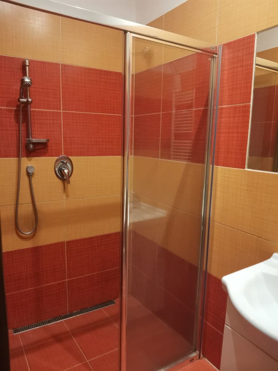 Pronájem bytu 3+1 65 m², Mrázovka, Praha, Praha Pronájem bytu 3+1 65 m², Mrázovka, Praha, Praha