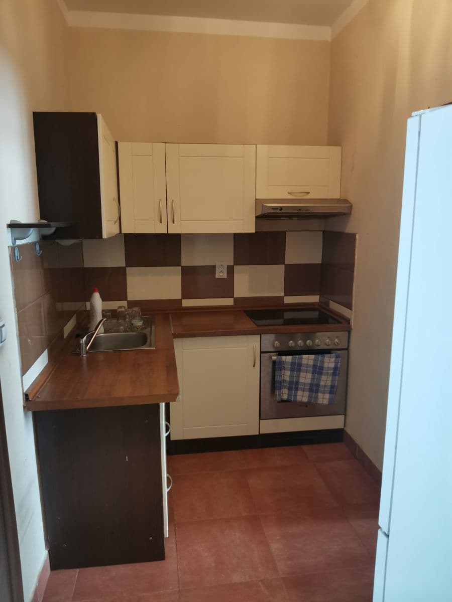 Pronájem bytu 3+1 65 m², Mrázovka, Praha, Praha Pronájem bytu 3+1 65 m², Mrázovka, Praha, Praha