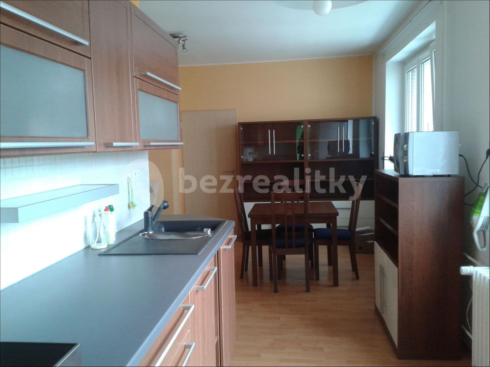 Pronájem bytu 3+1 75 m², Bulharská, Brno, Jihomoravský kraj Pronájem bytu 3+1 75 m², Bulharská, Brno, Jihomoravský kraj