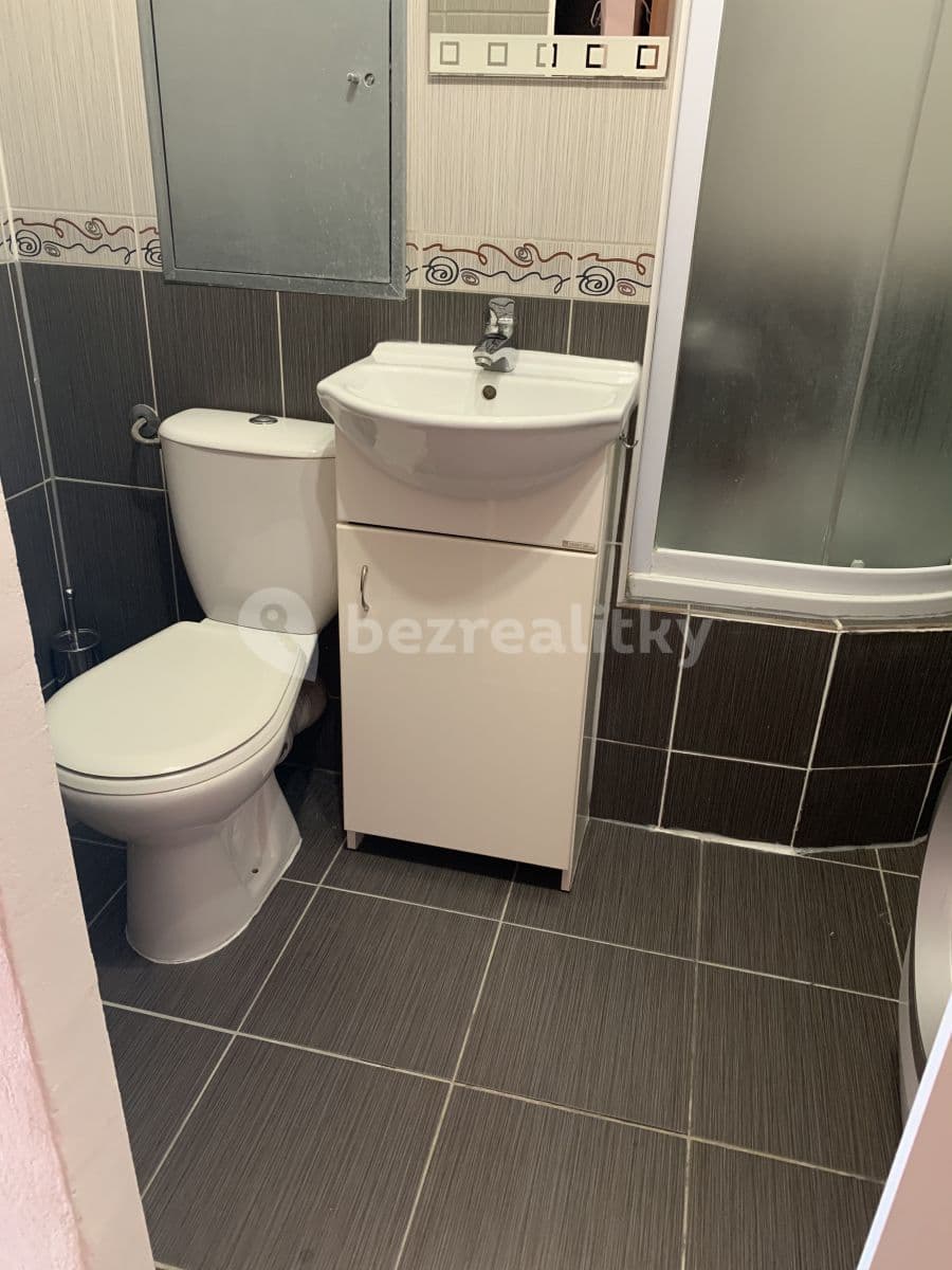 Pronájem bytu 1+kk 30 m², Semická, Praha, Praha Pronájem bytu 1+kk 30 m², Semická, Praha, Praha