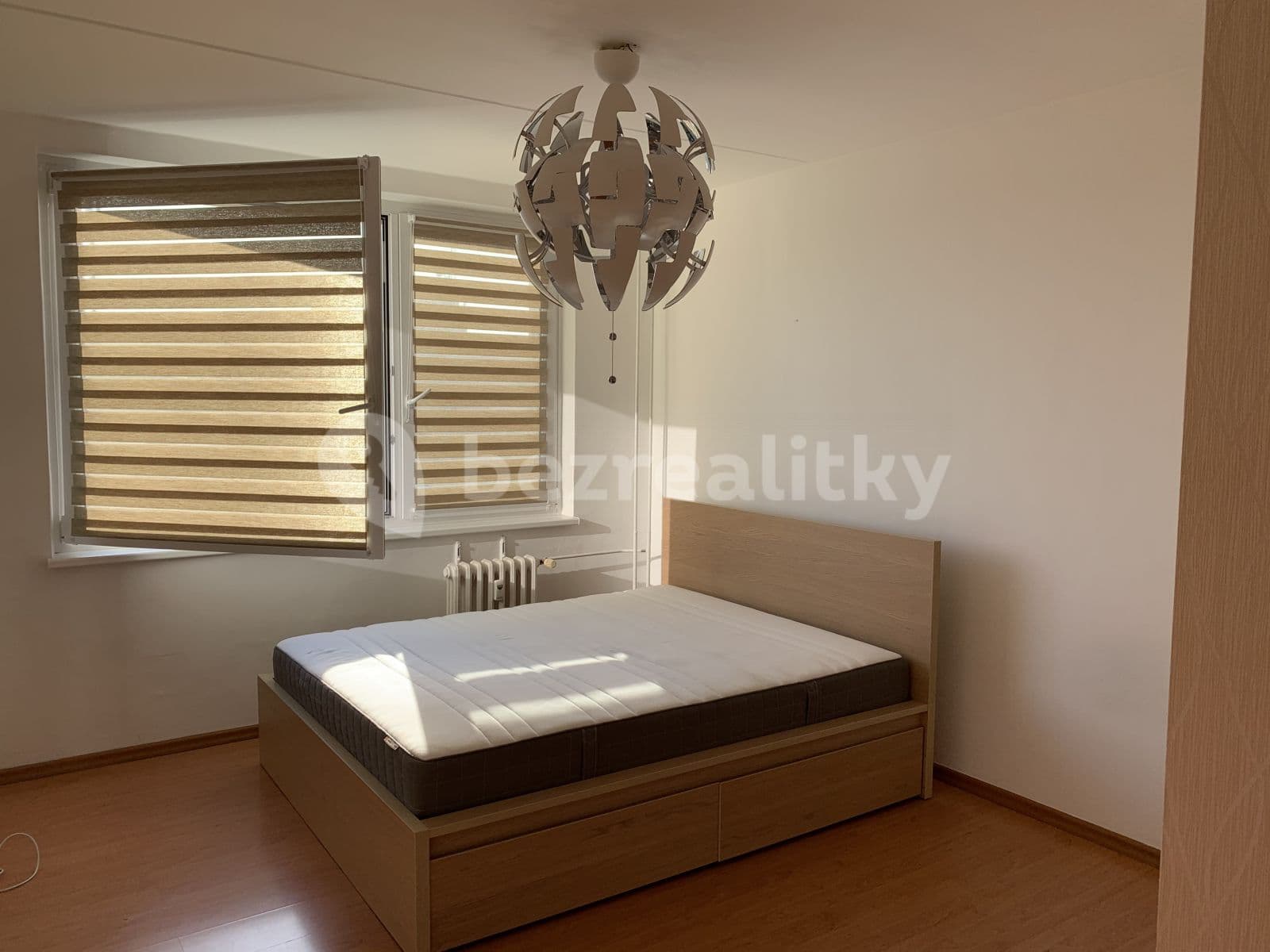 Pronájem bytu 1+kk 30 m², Semická, Praha, Praha Pronájem bytu 1+kk 30 m², Semická, Praha, Praha