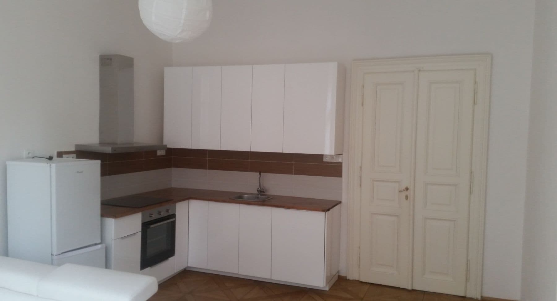 Pronájem bytu 2+kk 60 m², Mikovcova, Praha, Praha Pronájem bytu 2+kk 60 m², Mikovcova, Praha, Praha