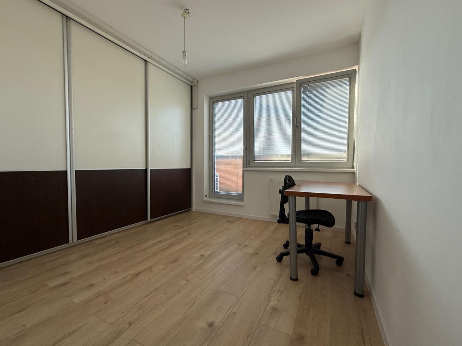 Pronájem bytu 3+kk 72 m², náměstí Míru, Kroměříž, Zlínský kraj Pronájem bytu 3+kk 72 m², náměstí Míru, Kroměříž, Zlínský kraj