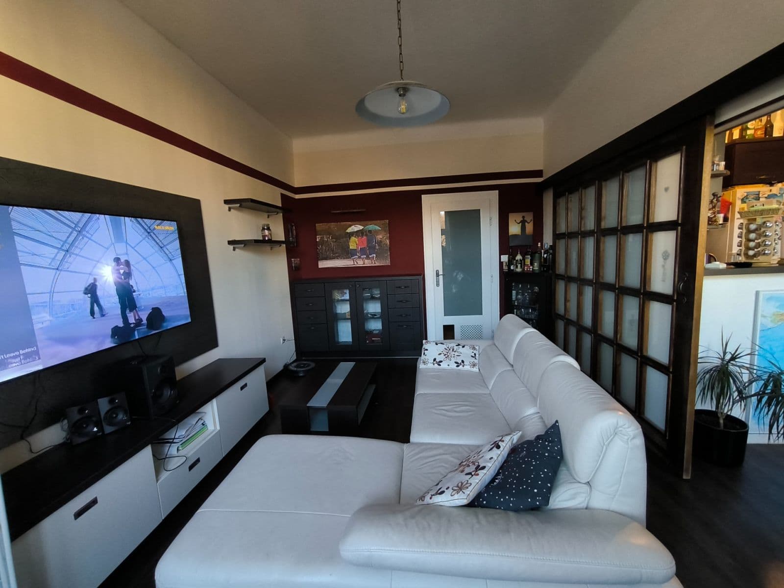 Pronájem bytu 2+1 66 m², V Mezihoří, Praha, Praha Pronájem bytu 2+1 66 m², V Mezihoří, Praha, Praha