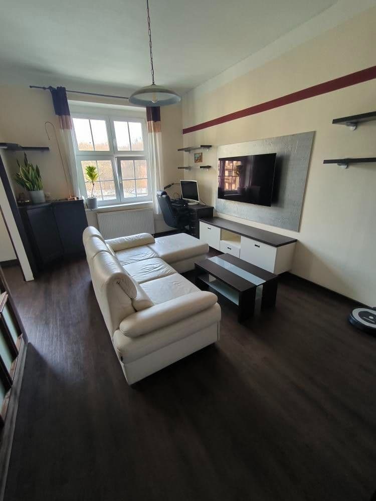 Pronájem bytu 2+1 66 m², V Mezihoří, Praha, Praha Pronájem bytu 2+1 66 m², V Mezihoří, Praha, Praha