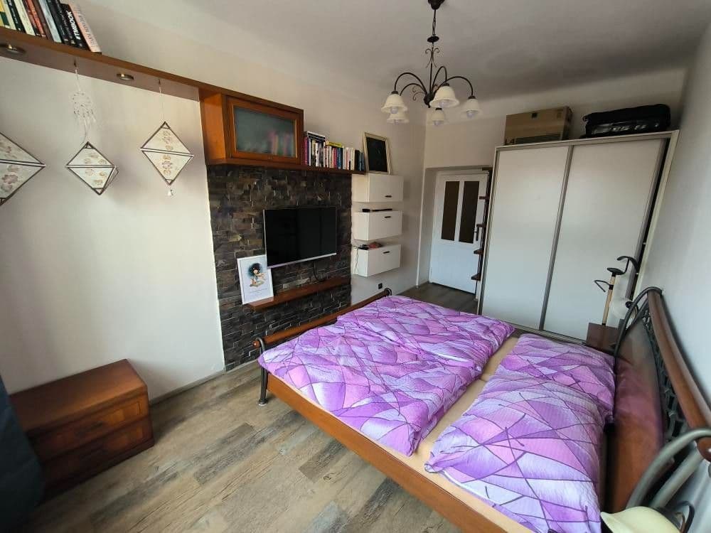 Pronájem bytu 2+1 66 m², V Mezihoří, Praha, Praha Pronájem bytu 2+1 66 m², V Mezihoří, Praha, Praha