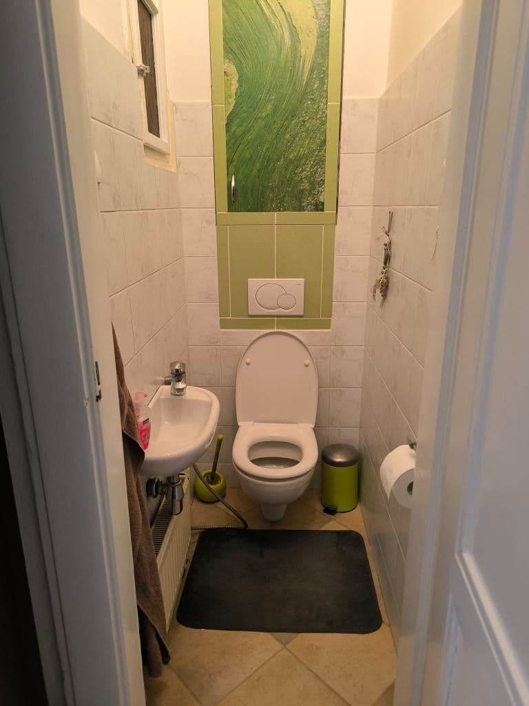 Pronájem bytu 2+1 66 m², V Mezihoří, Praha, Praha Pronájem bytu 2+1 66 m², V Mezihoří, Praha, Praha