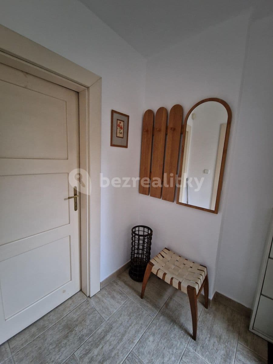 Pronájem bytu 2+1 42 m², Jižní II, Praha, Praha Pronájem bytu 2+1 42 m², Jižní II, Praha, Praha