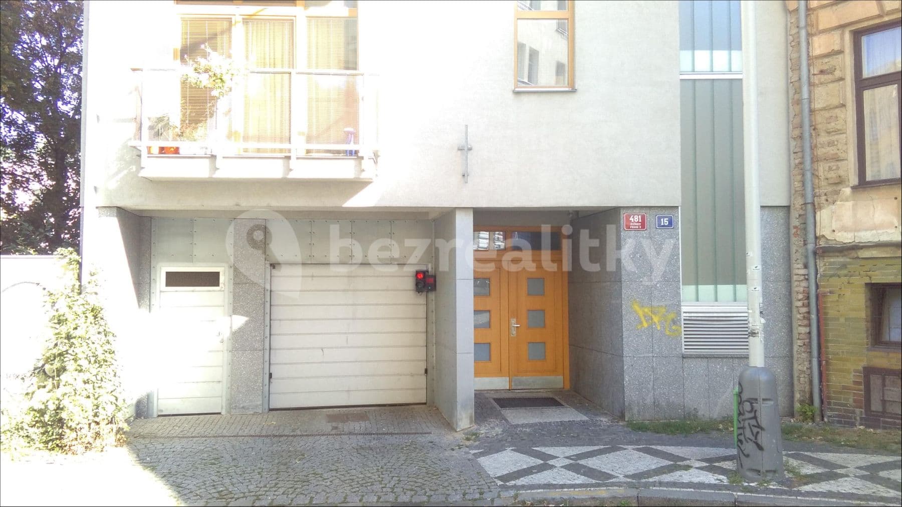 Pronájem garáže 13 m², Dalimilova, Praha, Praha Pronájem garáže 13 m², Dalimilova, Praha, Praha