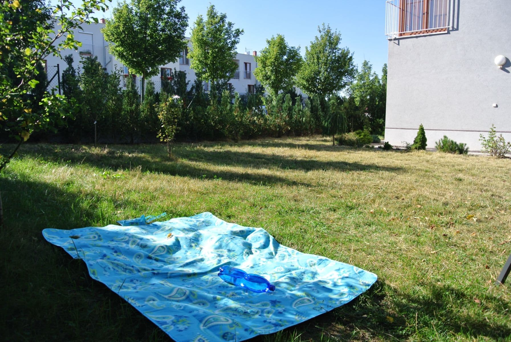 Pronájem bytu 2+kk 50 m², Lomená, Zbuzany, Středočeský kraj Pronájem bytu 2+kk 50 m², Lomená, Zbuzany, Středočeský kraj