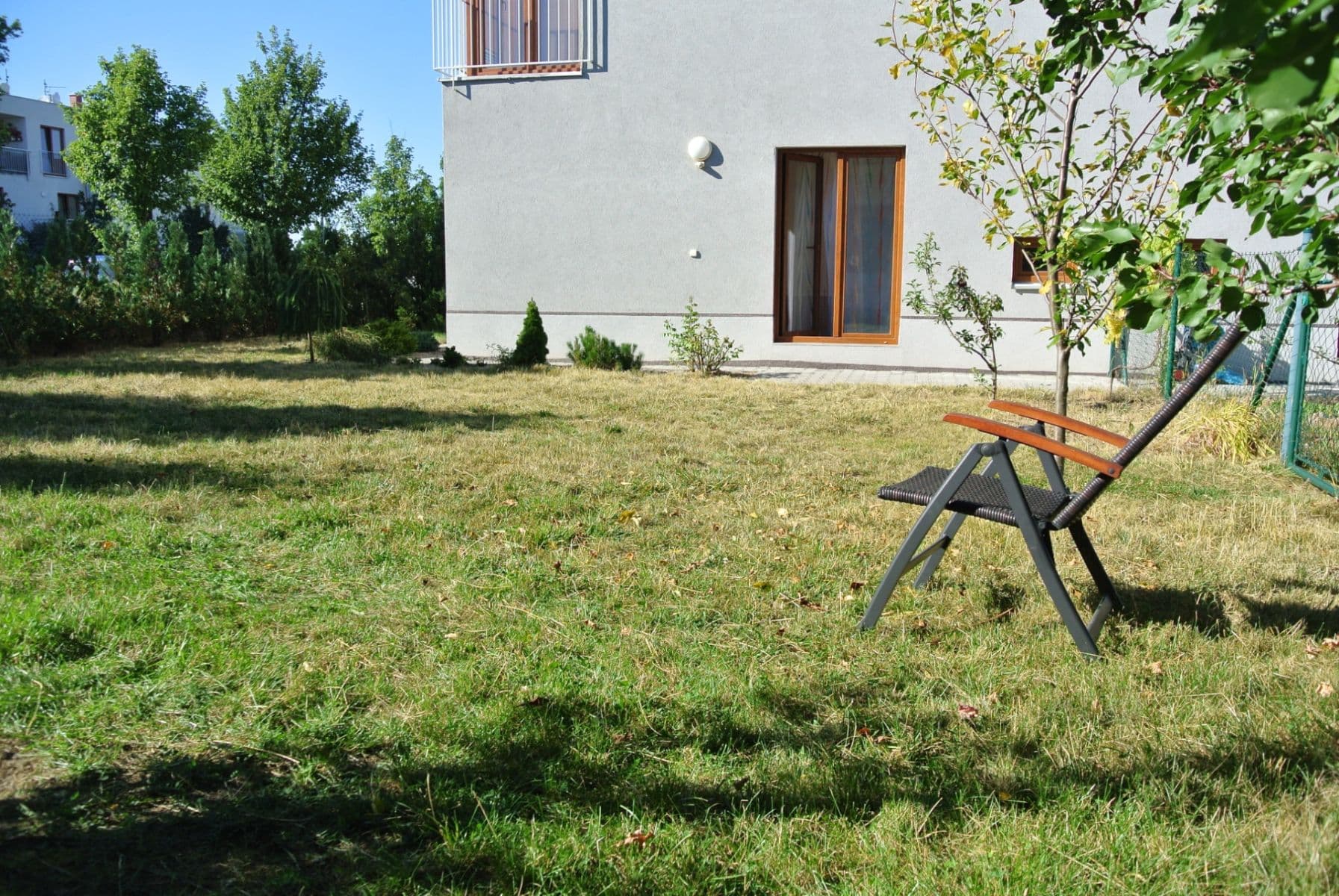 Pronájem bytu 2+kk 50 m², Lomená, Zbuzany, Středočeský kraj Pronájem bytu 2+kk 50 m², Lomená, Zbuzany, Středočeský kraj