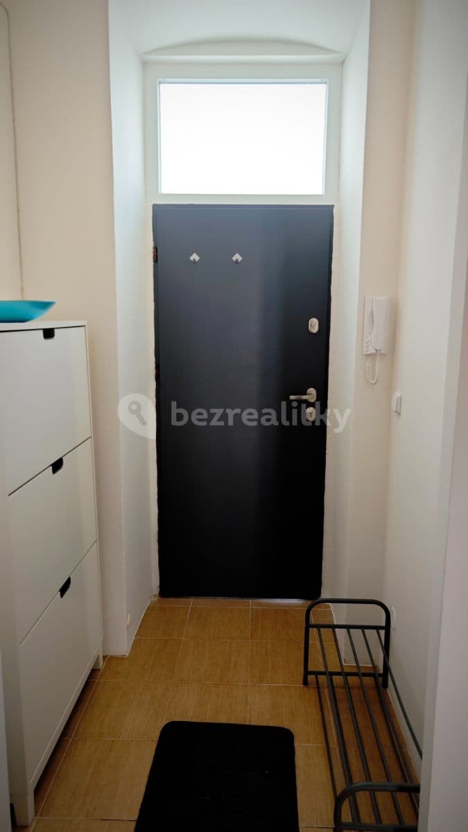 Pronájem bytu 1+1 49 m², Kamenická, Praha, Praha Pronájem bytu 1+1 49 m², Kamenická, Praha, Praha