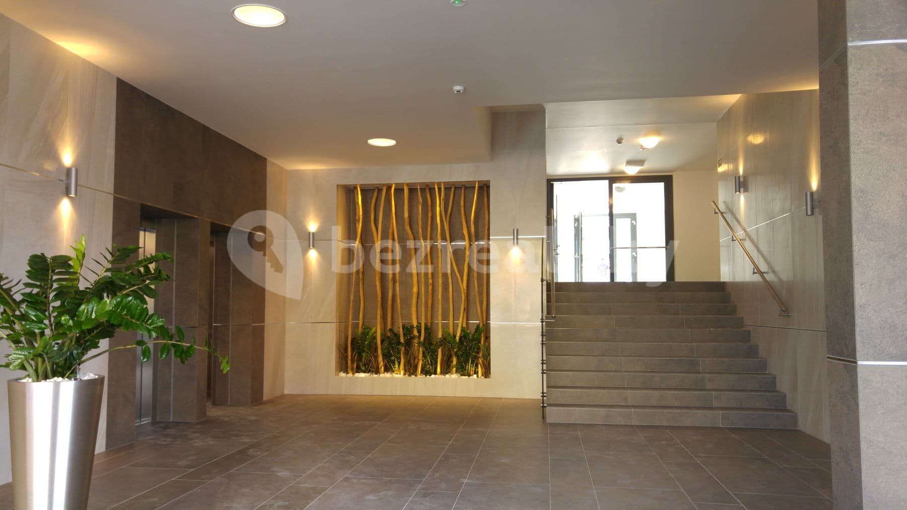 Pronájem bytu 1+kk 57 m², Olšanská, Praha, Praha Pronájem bytu 1+kk 57 m², Olšanská, Praha, Praha