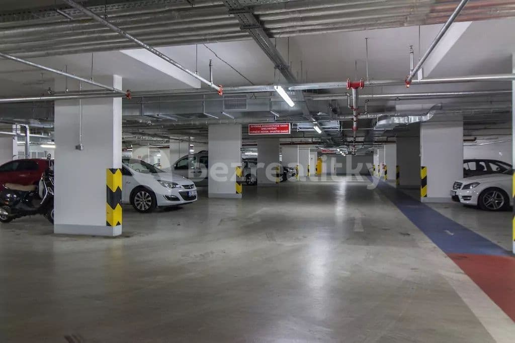 Pronájem bytu 1+kk 57 m², Olšanská, Praha, Praha Pronájem bytu 1+kk 57 m², Olšanská, Praha, Praha