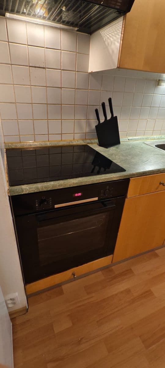 Pronájem bytu 2+kk 35 m², Suchý vršek, Praha, Praha Pronájem bytu 2+kk 35 m², Suchý vršek, Praha, Praha