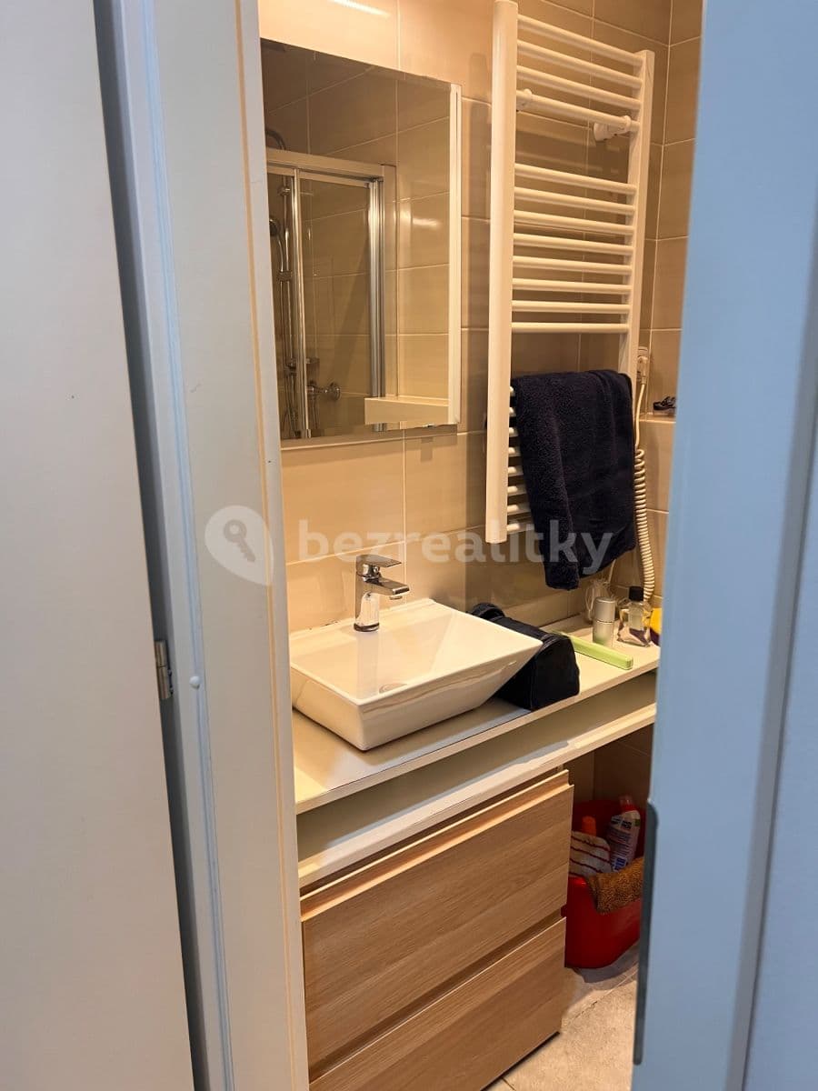 Pronájem bytu 1+kk 32 m², Bořivojova, Praha, Praha Pronájem bytu 1+kk 32 m², Bořivojova, Praha, Praha