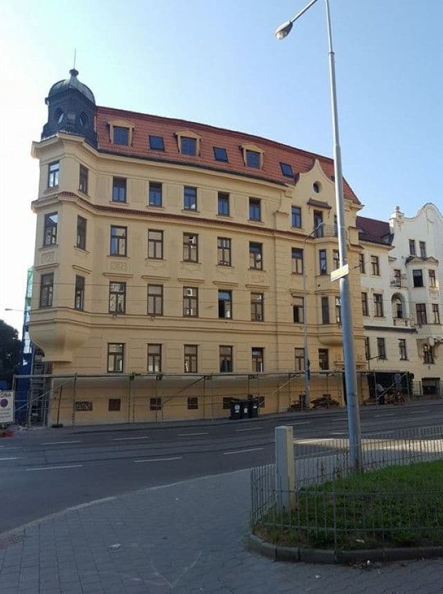 Pronájem bytu 4+1 113 m², Merhautova, Brno, Jihomoravský kraj Pronájem bytu 4+1 113 m², Merhautova, Brno, Jihomoravský kraj