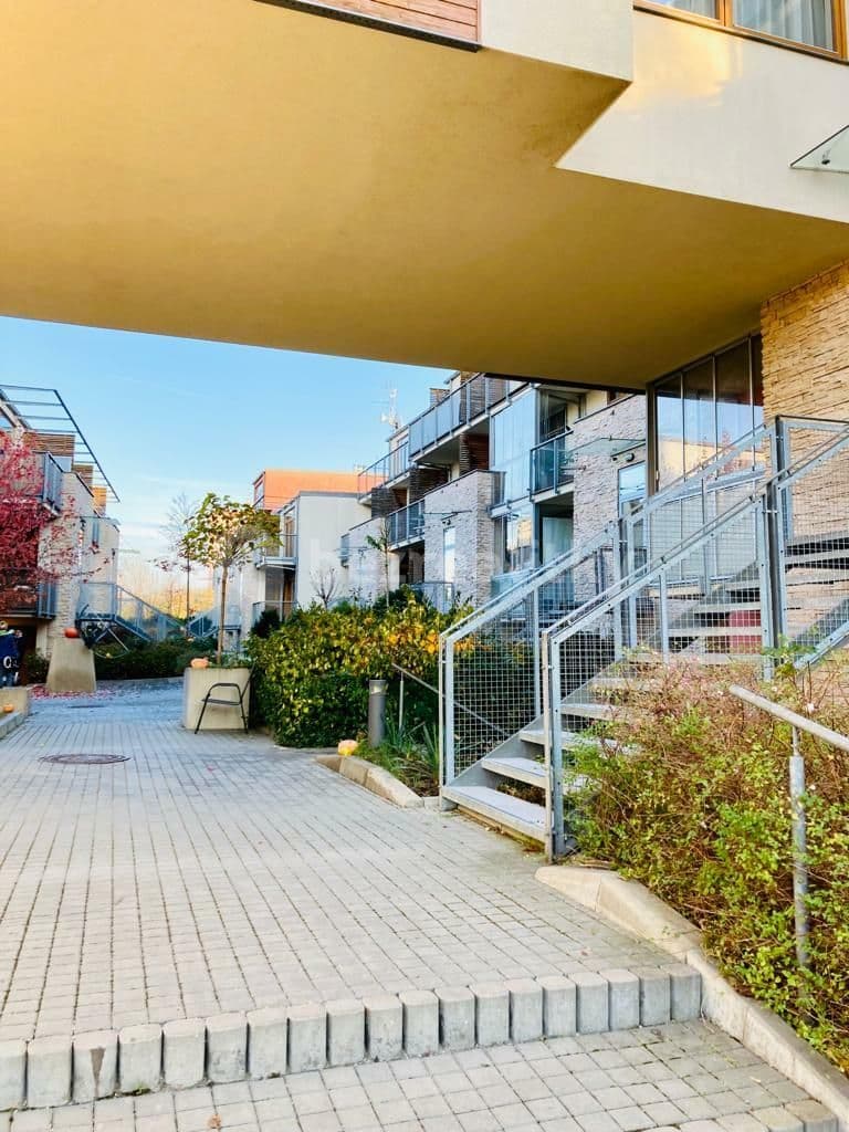 Pronájem bytu 2+kk 59 m², K Lesu, Praha, Praha Pronájem bytu 2+kk 59 m², K Lesu, Praha, Praha