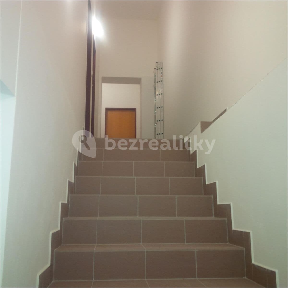 Pronájem bytu 2+kk 75 m², 435, Kožušany-Tážaly, Olomoucký kraj Pronájem bytu 2+kk 75 m², 435, Kožušany-Tážaly, Olomoucký kraj