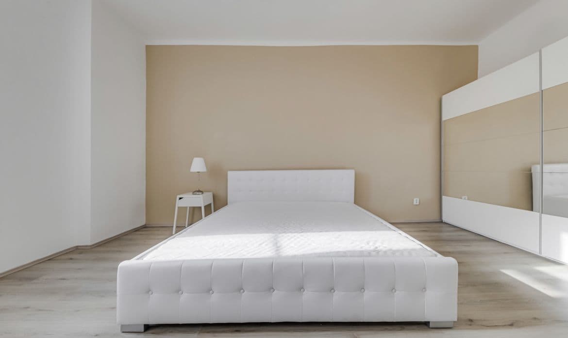 Pronájem bytu 2+1 60 m², 5. května, Praha, Praha Pronájem bytu 2+1 60 m², 5. května, Praha, Praha