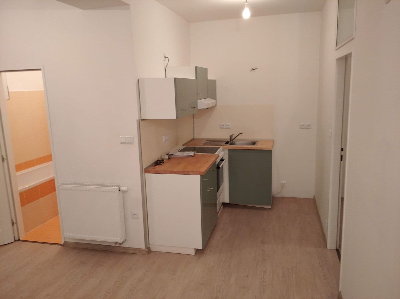 Pronájem bytu 2+1 41 m², Pod vilami, Praha, Praha Pronájem bytu 2+1 41 m², Pod vilami, Praha, Praha