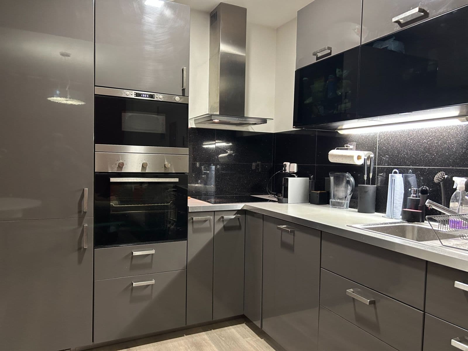 Pronájem bytu 2+kk 50 m², Žateckých, Praha, Praha Pronájem bytu 2+kk 50 m², Žateckých, Praha, Praha