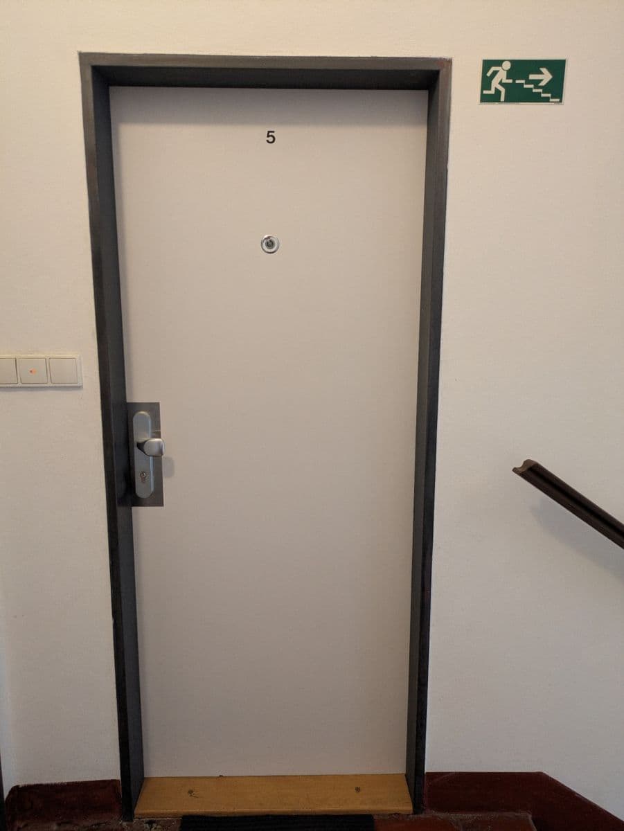 Pronájem bytu 1+1 52 m², Lounská, Teplice, Ústecký kraj Pronájem bytu 1+1 52 m², Lounská, Teplice, Ústecký kraj