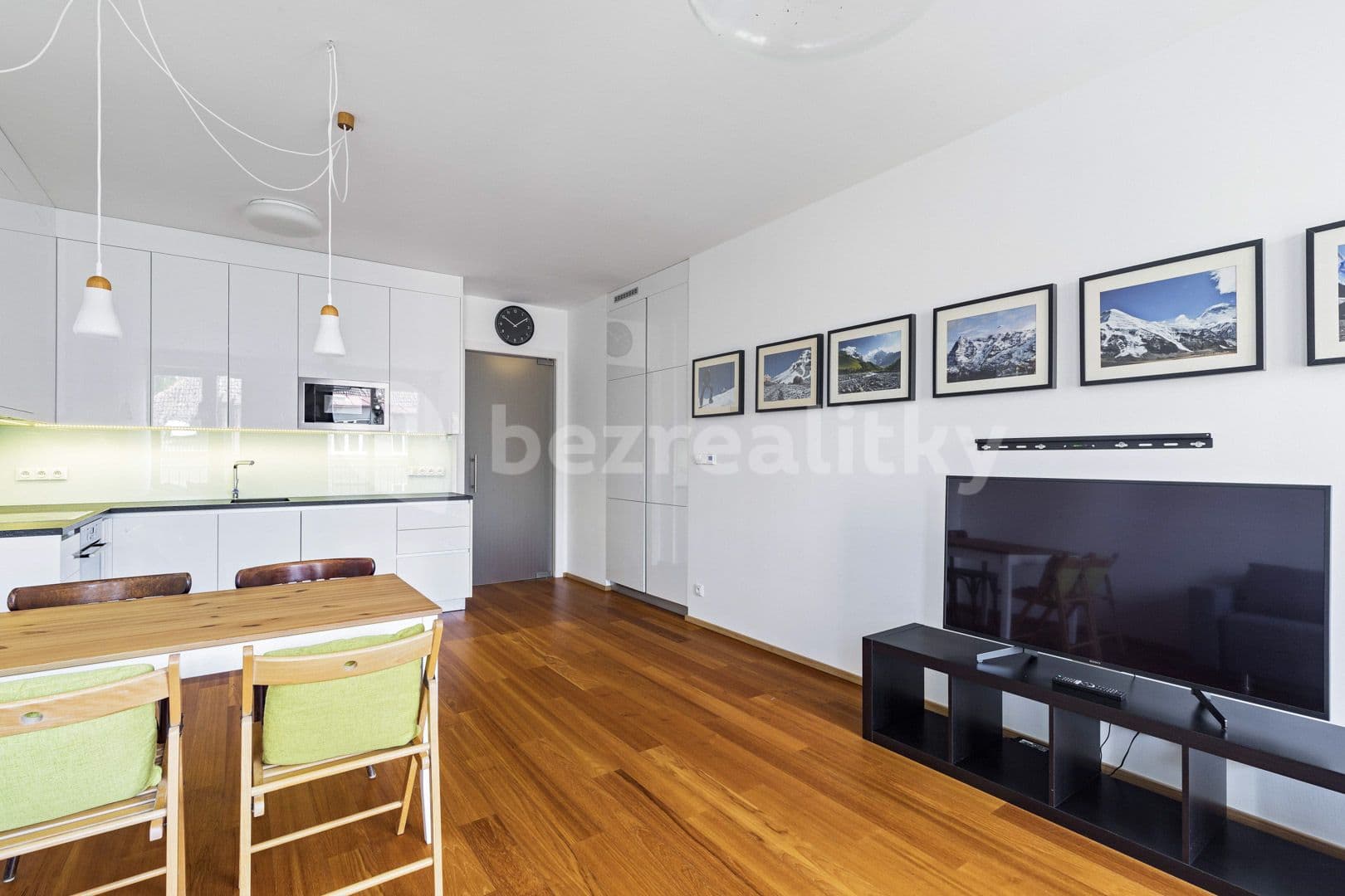 Pronájem bytu 2+kk 65 m², Bechyňova, Praha, Praha Pronájem bytu 2+kk 65 m², Bechyňova, Praha, Praha