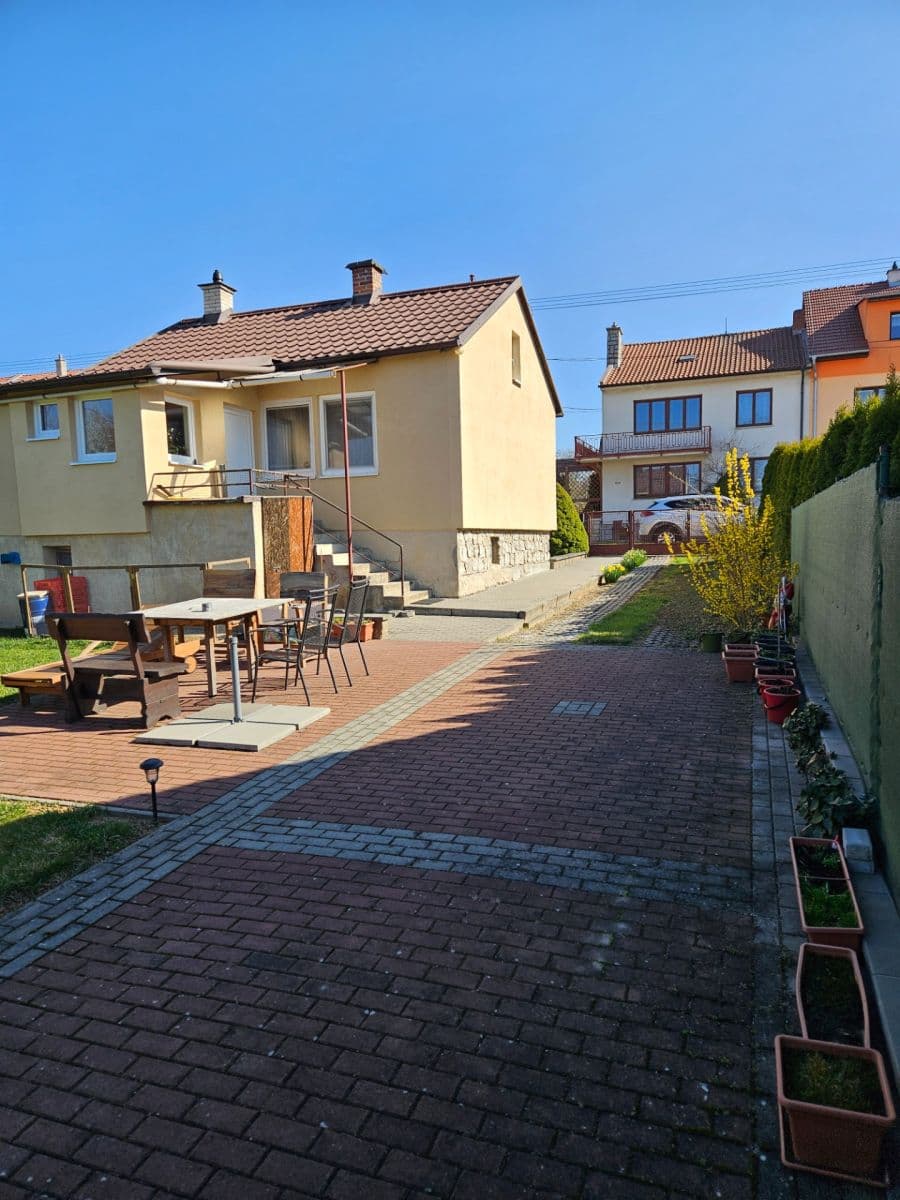 Pronájem domu 65 m², pozemek 450 m², Jiráskova, Bílovice nad Svitavou, Jihomoravský kraj Pronájem domu 65 m², pozemek 450 m², Jiráskova, Bílovice nad Svitavou, Jihomoravský kraj