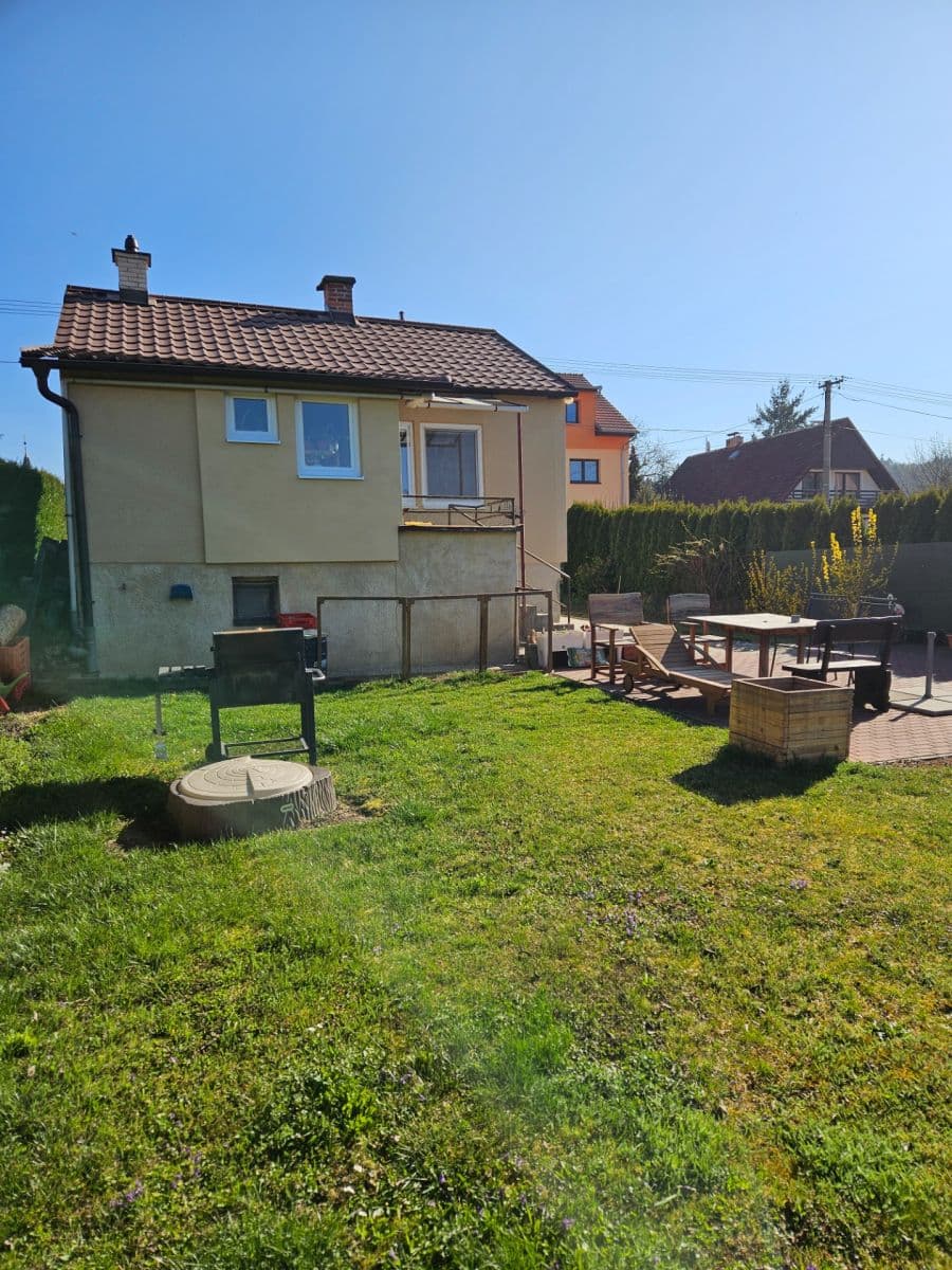 Pronájem domu 65 m², pozemek 450 m², Jiráskova, Bílovice nad Svitavou, Jihomoravský kraj Pronájem domu 65 m², pozemek 450 m², Jiráskova, Bílovice nad Svitavou, Jihomoravský kraj