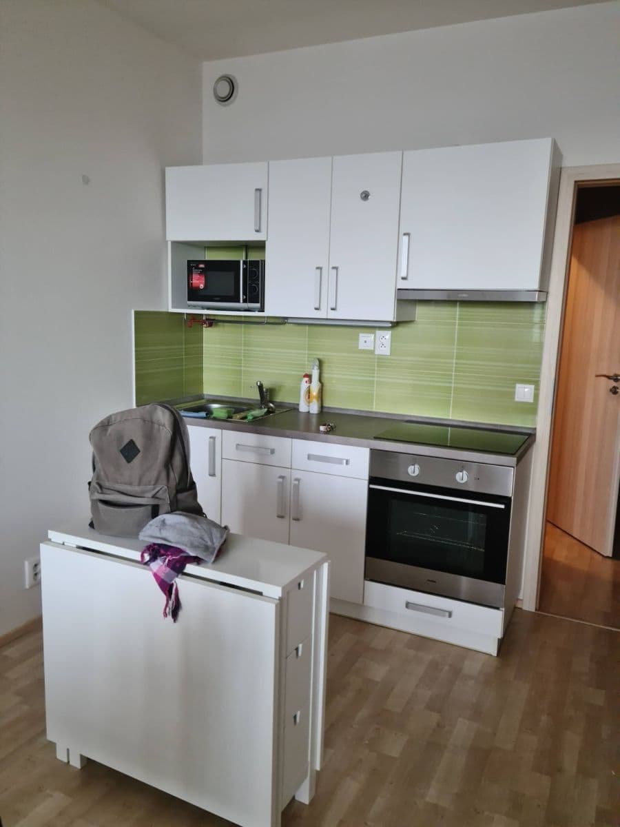 Pronájem bytu 1+kk 33 m², Freyova, Praha, Praha Pronájem bytu 1+kk 33 m², Freyova, Praha, Praha