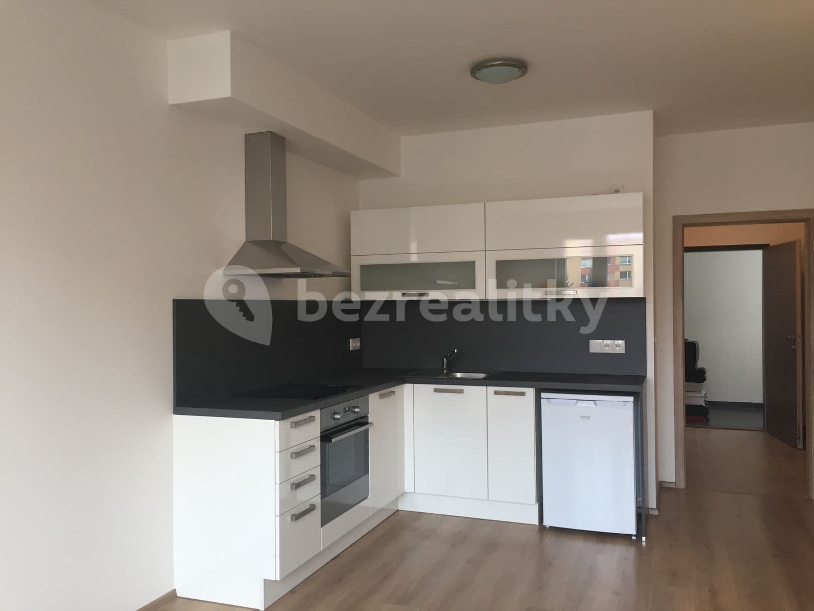 Pronájem bytu 1+kk 35 m², Praha, Praha Pronájem bytu 1+kk 35 m², Praha, Praha