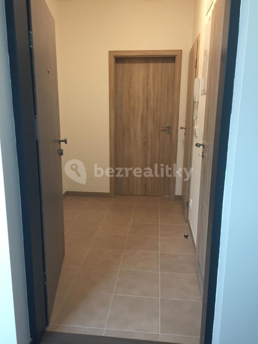 Pronájem bytu 1+kk 35 m², Praha, Praha Pronájem bytu 1+kk 35 m², Praha, Praha