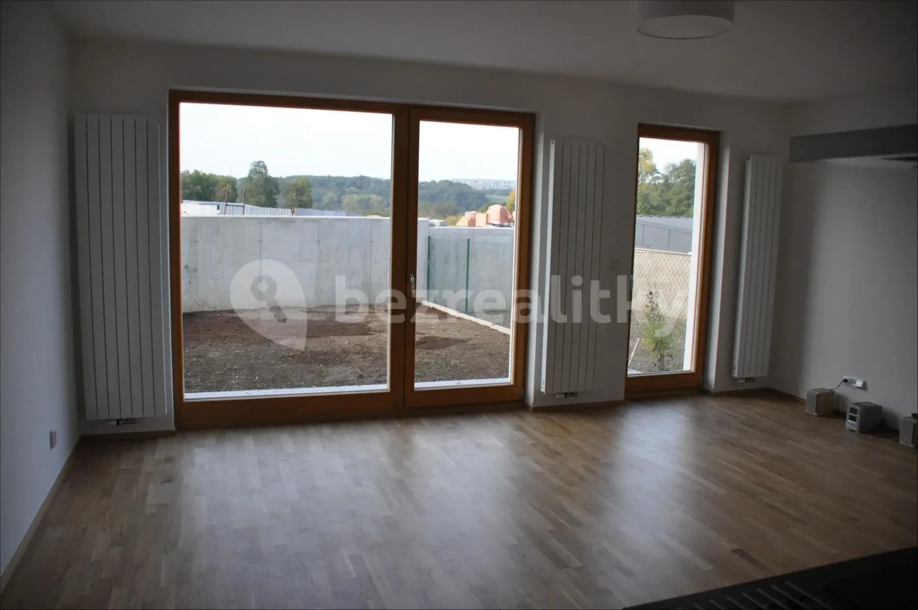 Pronájem domu 205 m², pozemek 175 m², Jamborova, Praha, Praha Pronájem domu 205 m², pozemek 175 m², Jamborova, Praha, Praha