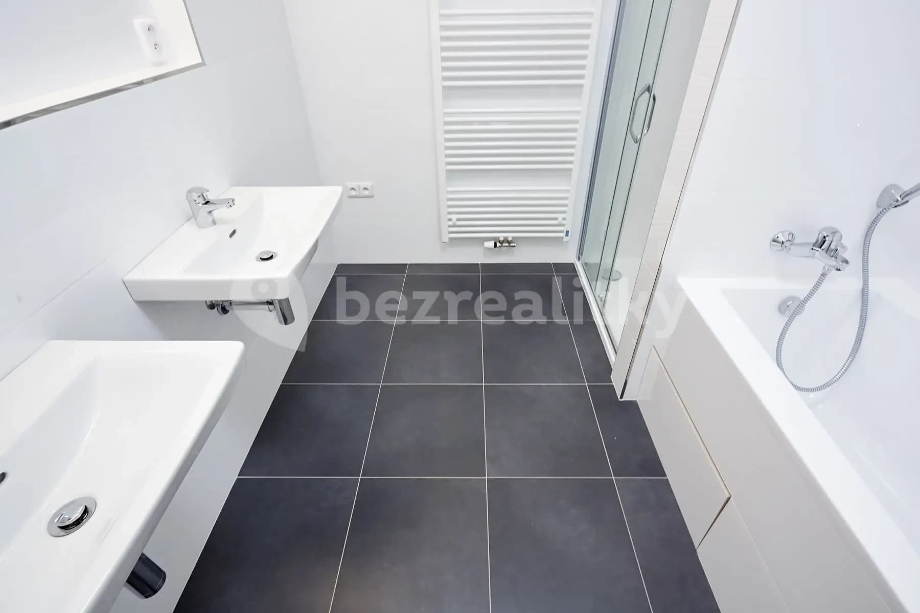 Pronájem domu 205 m², pozemek 175 m², Jamborova, Praha, Praha Pronájem domu 205 m², pozemek 175 m², Jamborova, Praha, Praha