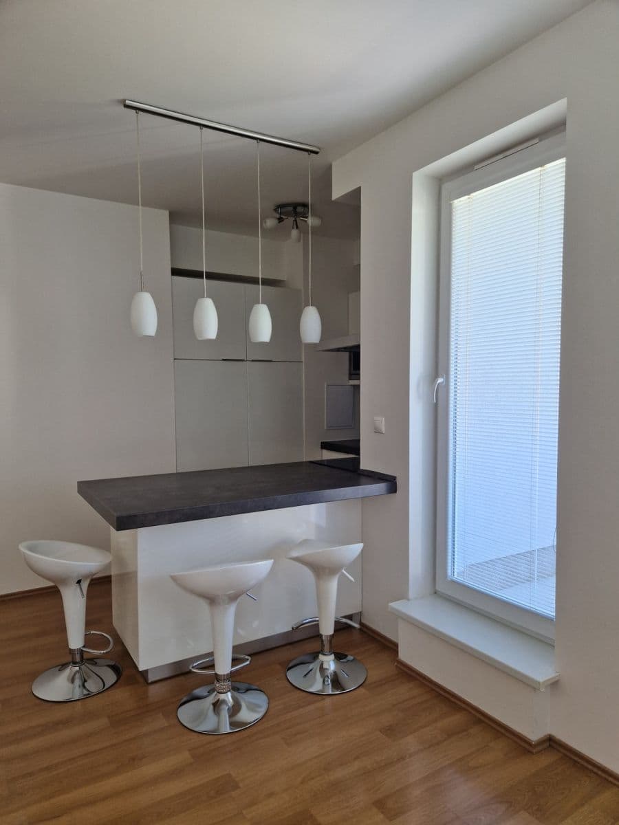 Pronájem bytu 2+kk 50 m², Václava Trojana, Praha, Praha Pronájem bytu 2+kk 50 m², Václava Trojana, Praha, Praha