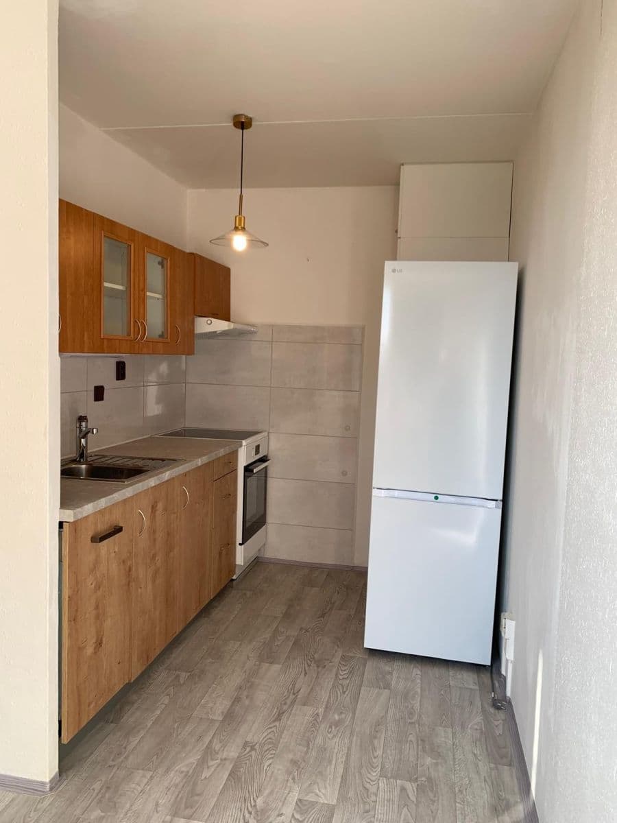Pronájem bytu Garsoniéra 38 m², Běchorská, Praha, Praha Pronájem bytu Garsoniéra 38 m², Běchorská, Praha, Praha