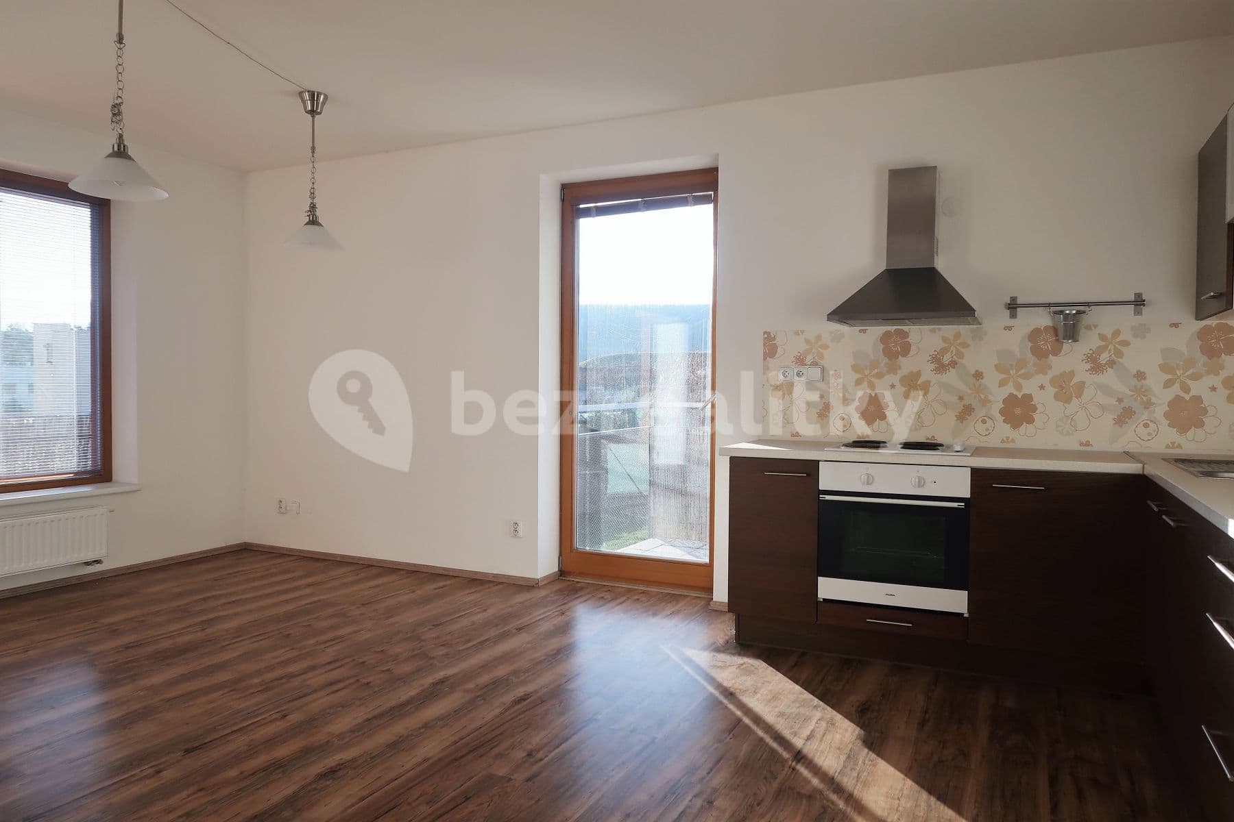 Pronájem bytu 3+kk 90 m², Jezerůvky, Brno, Jihomoravský kraj Pronájem bytu 3+kk 90 m², Jezerůvky, Brno, Jihomoravský kraj