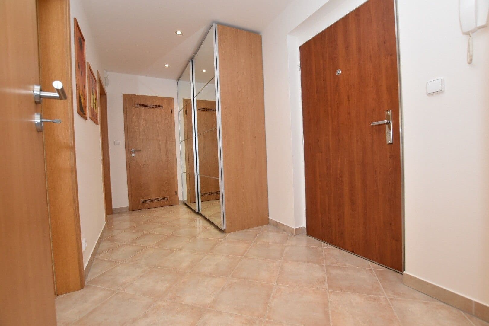 Pronájem bytu 2+kk 52 m², Pečárková, Praha, Praha Pronájem bytu 2+kk 52 m², Pečárková, Praha, Praha