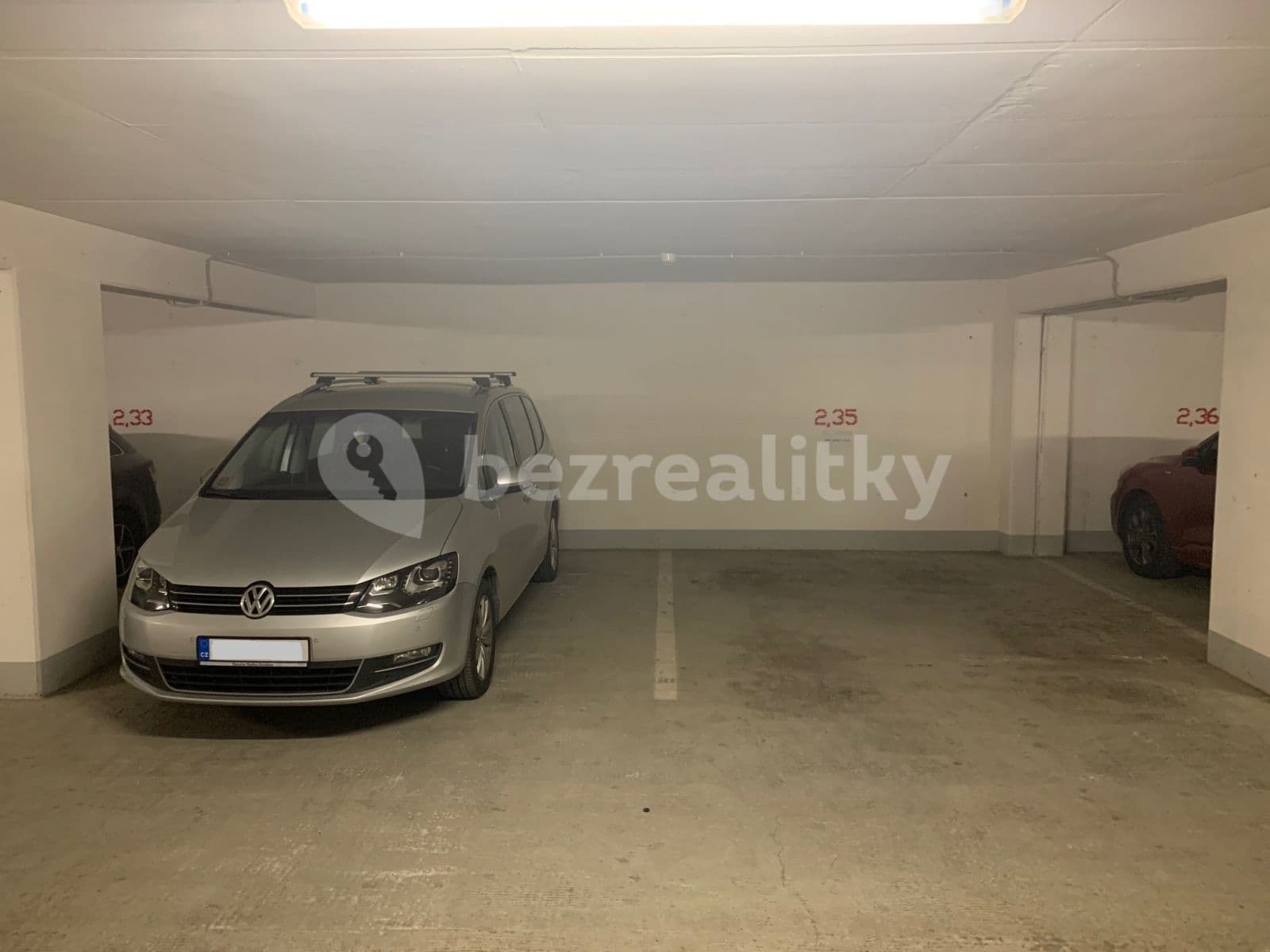 Pronájem garáže 18 m², Kytlická, Praha, Praha Pronájem garáže 18 m², Kytlická, Praha, Praha