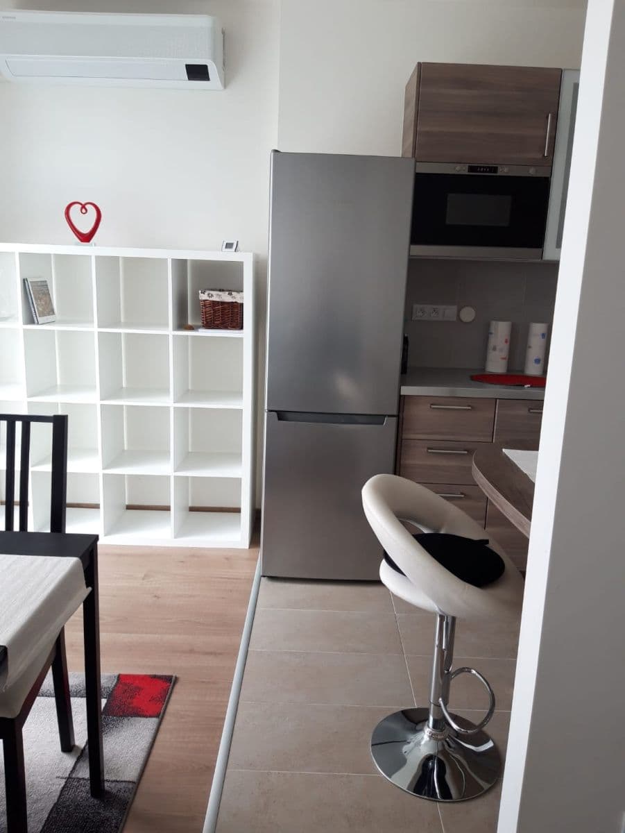 Pronájem bytu 2+kk 61 m², Petržílkova, Praha, Praha Pronájem bytu 2+kk 61 m², Petržílkova, Praha, Praha