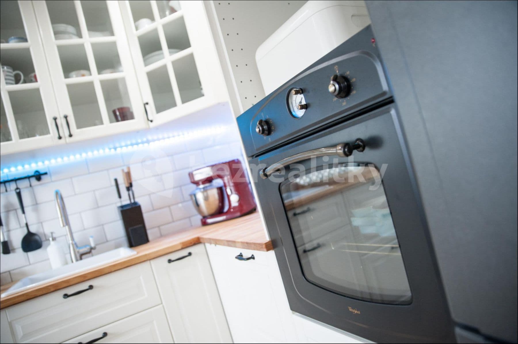 Pronájem bytu 2+1 64 m², Bojasova, Praha, Praha Pronájem bytu 2+1 64 m², Bojasova, Praha, Praha