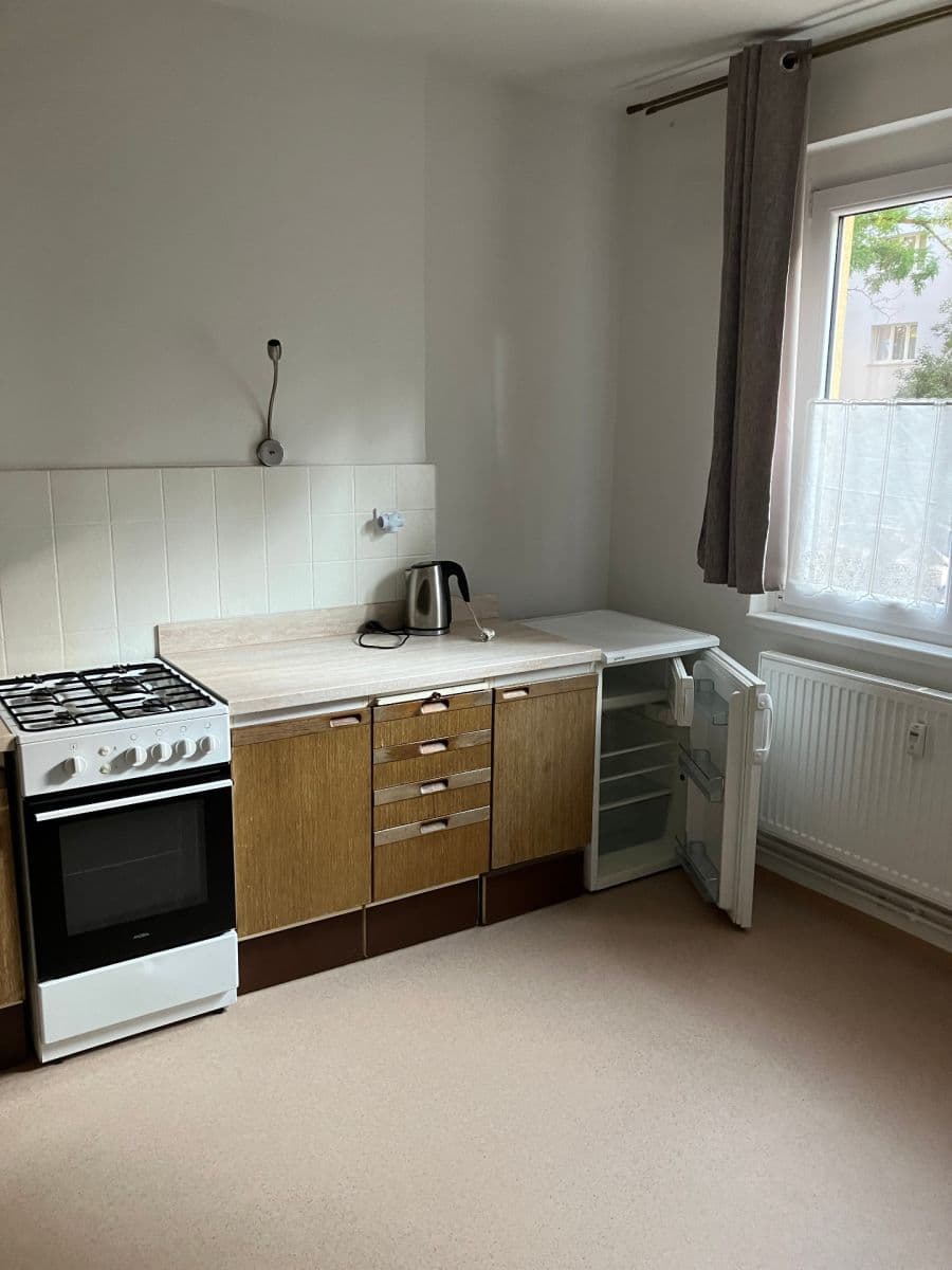 Pronájem bytu 2+1 67 m², Kremličkova, Praha, Praha Pronájem bytu 2+1 67 m², Kremličkova, Praha, Praha