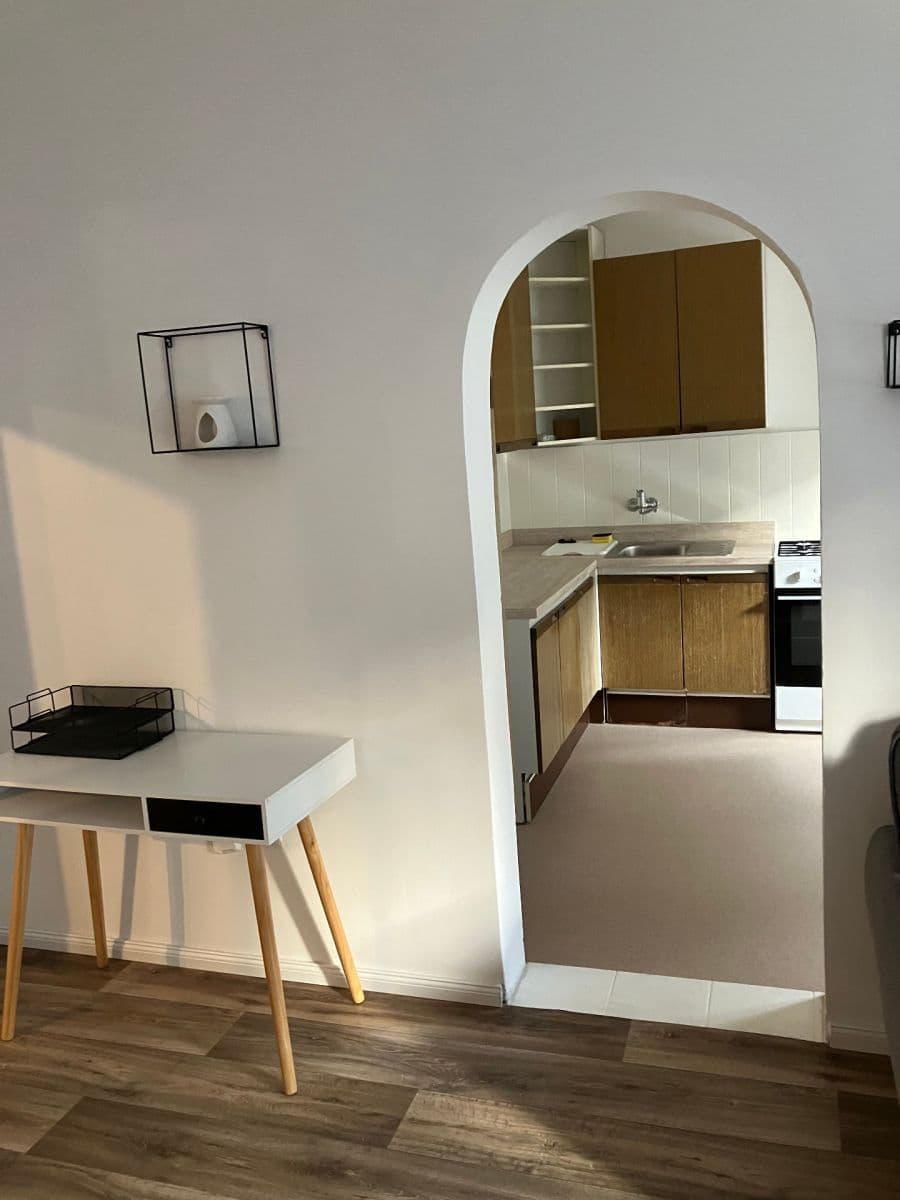 Pronájem bytu 2+1 67 m², Kremličkova, Praha, Praha Pronájem bytu 2+1 67 m², Kremličkova, Praha, Praha