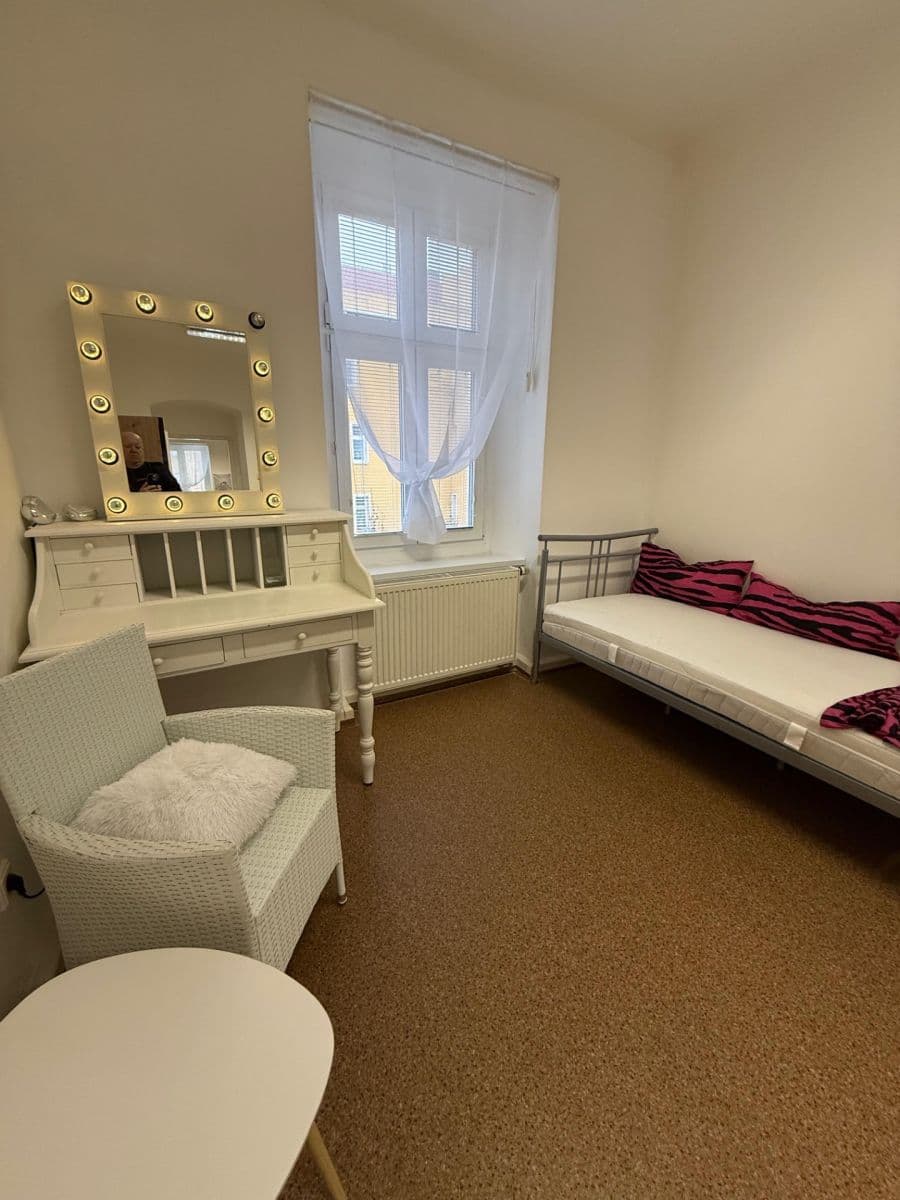 Pronájem bytu 2+kk 70 m², Koterovská, Plzeň, Plzeňský kraj Pronájem bytu 2+kk 70 m², Koterovská, Plzeň, Plzeňský kraj