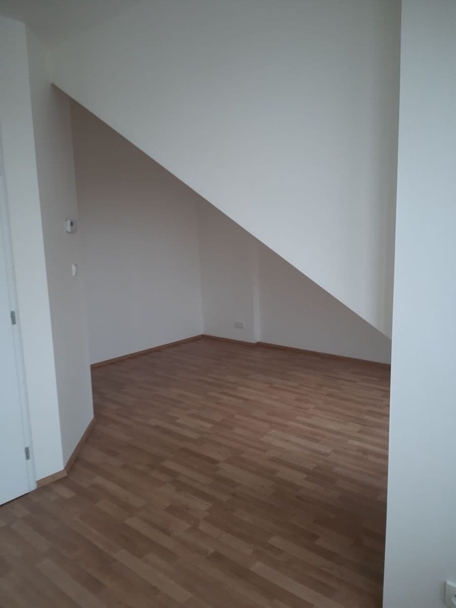 Pronájem bytu 1+kk 37 m², Drahobejlova, Praha, Praha Pronájem bytu 1+kk 37 m², Drahobejlova, Praha, Praha