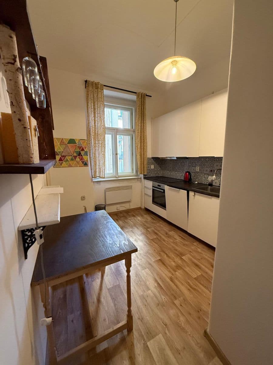 Pronájem bytu 1+1 37 m², Na Výtoni, Praha, Praha Pronájem bytu 1+1 37 m², Na Výtoni, Praha, Praha